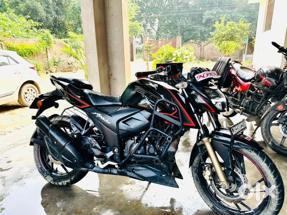 Apache RTR 2004v  in showroom condition