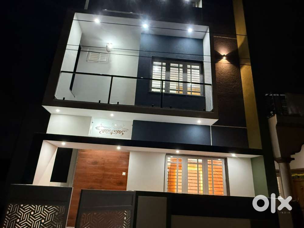 LUXURY HOUSE SALE . 1 Cr , VIJAYANAGARA MYSORE
