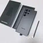 Samsung' s23 ultra only 4 month old with bill box warranty