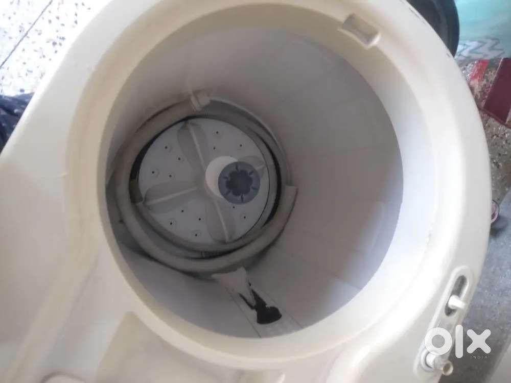 Cemi automatic washing machine colour white and grey