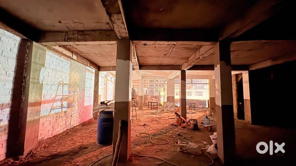 East facing commercial space on 2nd floor