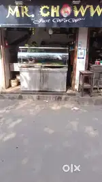 Restaurant kitchen items