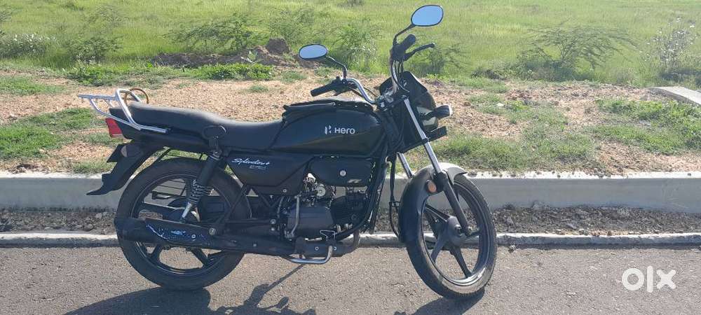 Hero splendor plus Xtec full black 2022 oct model for sale