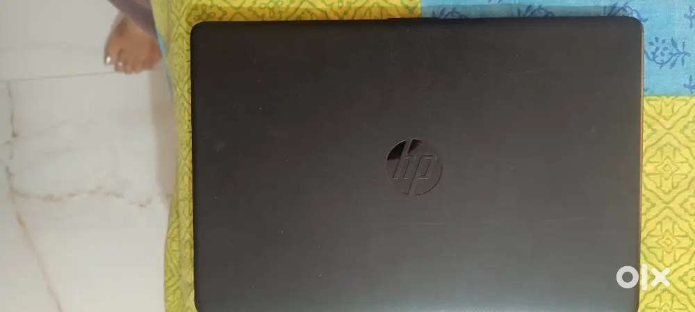 HP i3 LAPTOP