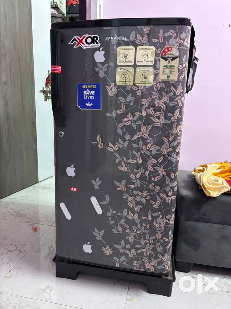 sansui 3 star refrigerator 185 litre well maintained.