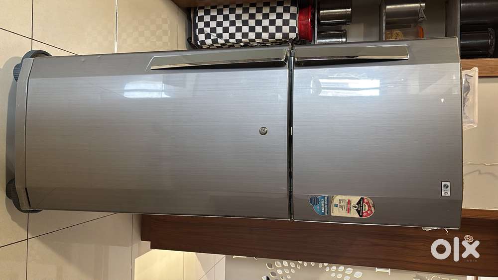 LG double door 240 liter 5 star Refrigerator