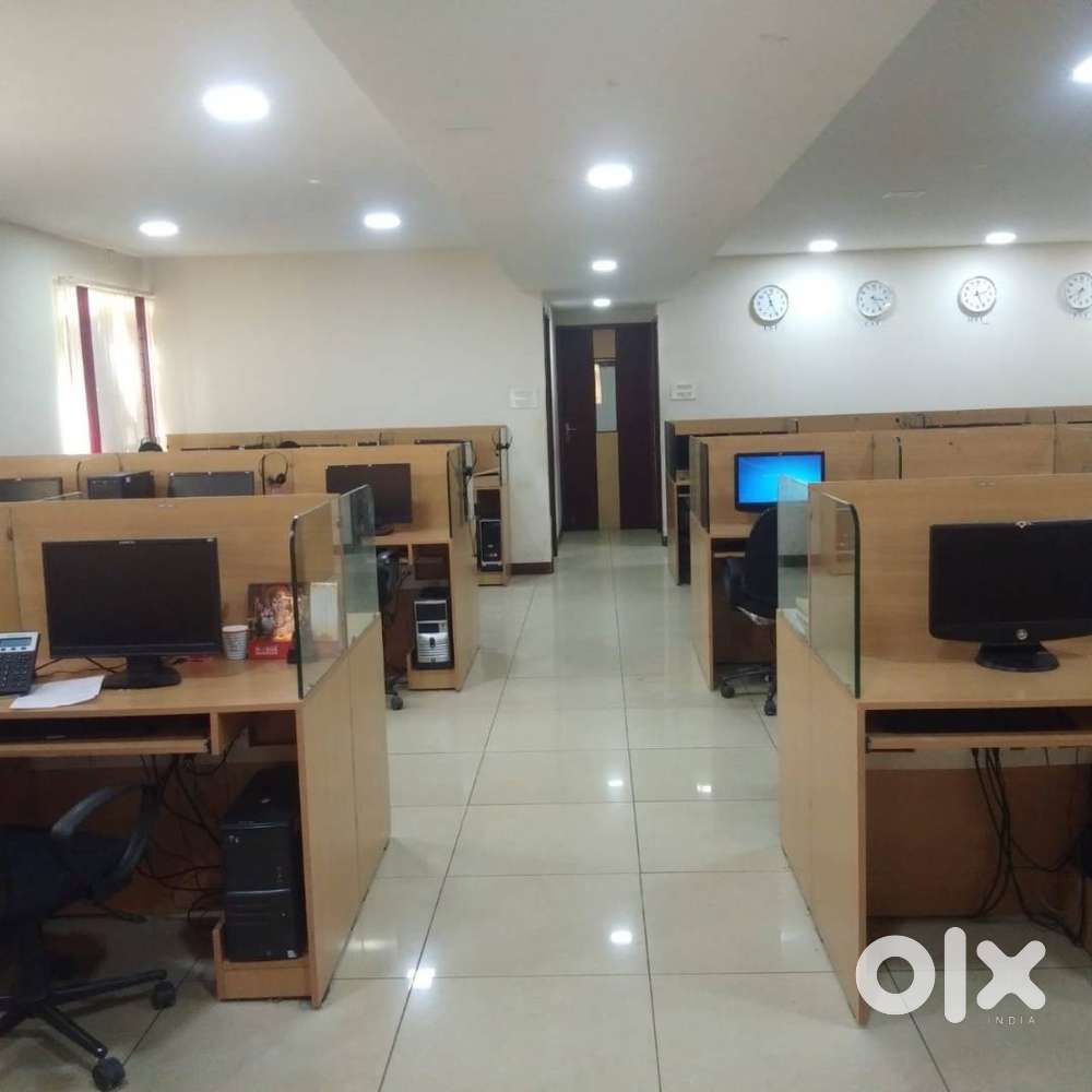 700sqft , 10 to 15 Work Station in Nava India