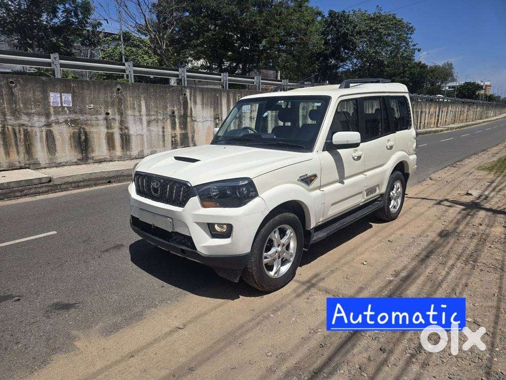 Mahindra Scorpio S10 AT 2WD, 2015, Diesel