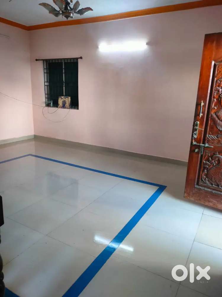 3BHK Duplex house for rent in kumananchavadi