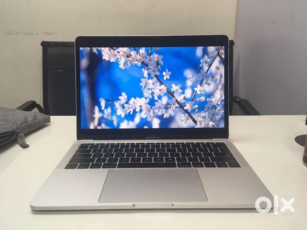 Macbook pro ,13 inches ,