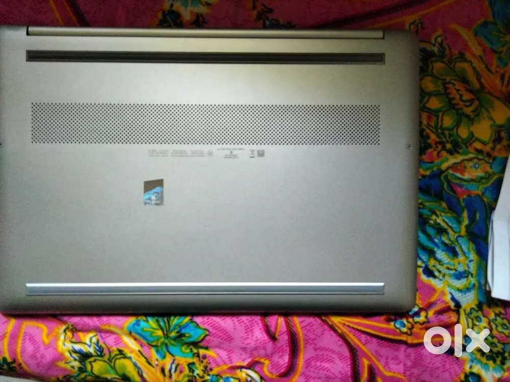 HP Ryzen 5500U with Radeon Graphics.