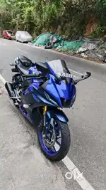 Yamaha r15 v4 good condition company service