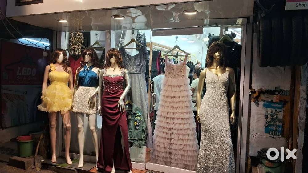 Need sales girl for my westren outfit boutique which located in bandra