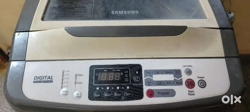 SAMSUNG 6.2kg automatic Washing machine working fine