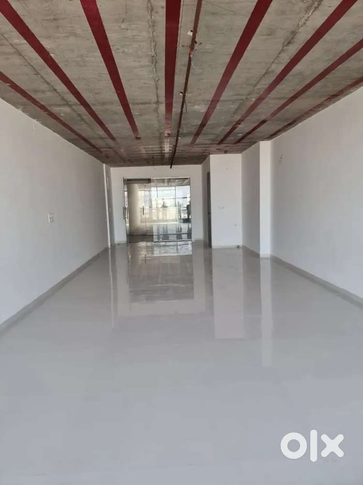1000SQFT UN-FURNISHED OFFICE SPACE AT RENT M.G ROAD INDORE