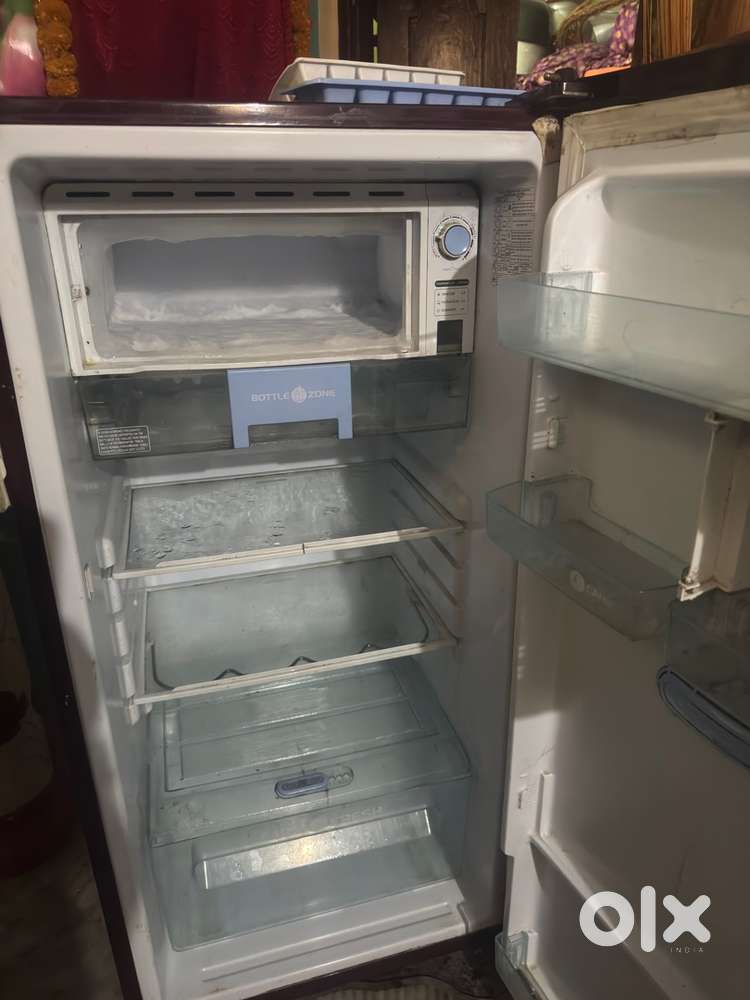 Single door fridge