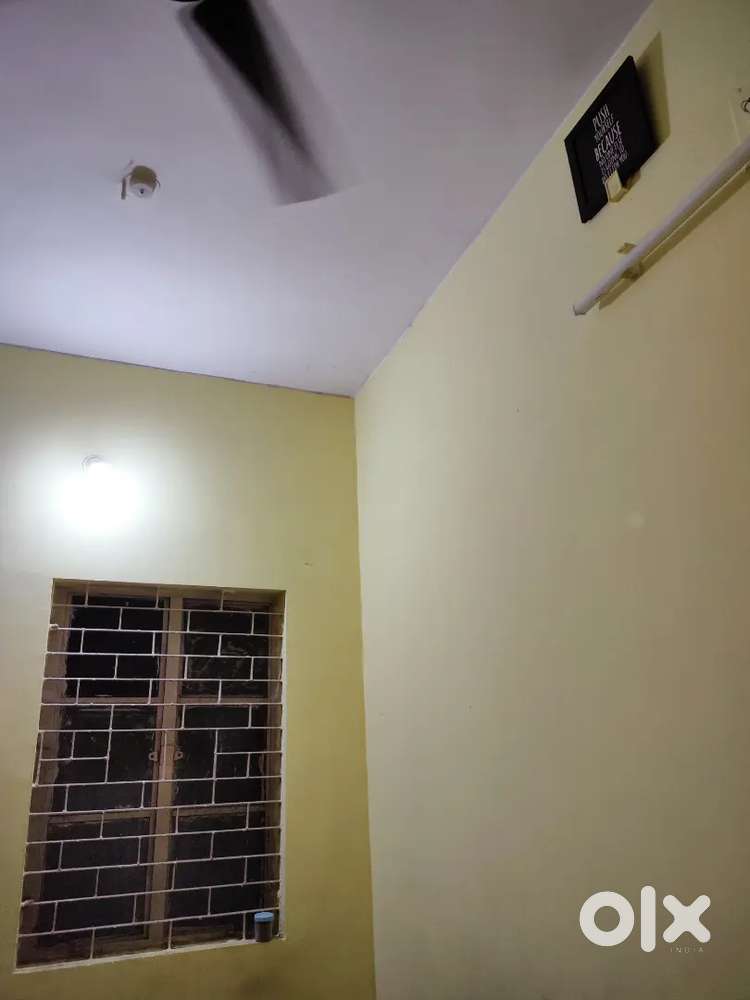 Room rent for bachelor girls only