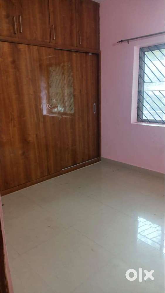 3 bhk semi furnished flat for sale in pundag.