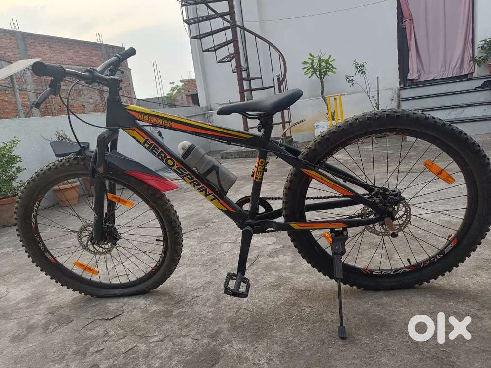Hero sprint cycle with gear in very good condition