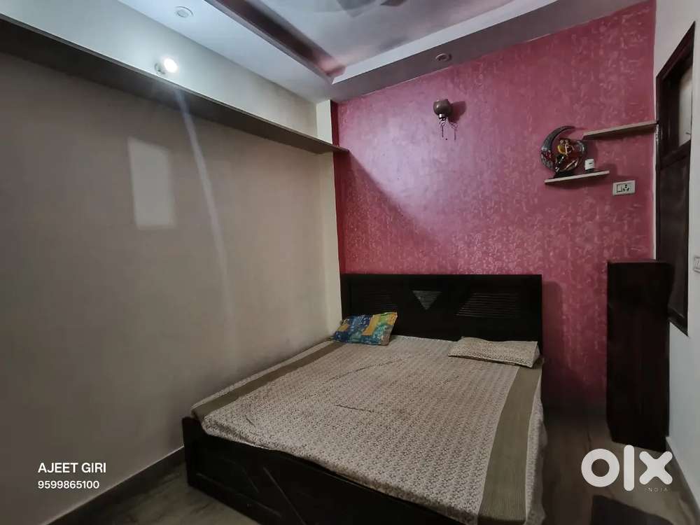 2 BHK fully furnished floor for rent in Rohini sector 24