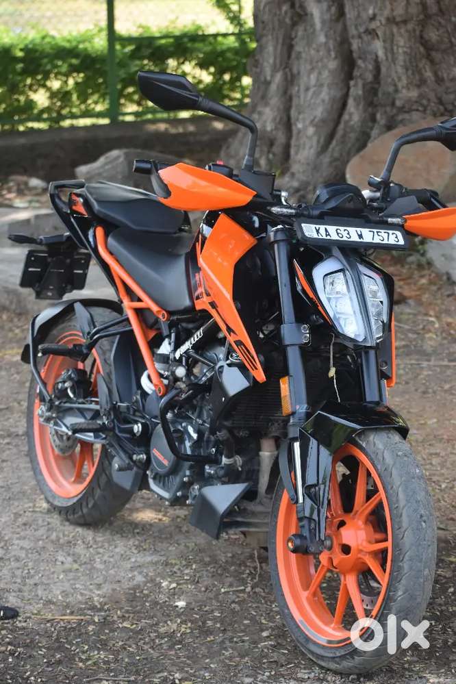 No scratches no anyone damages top condition