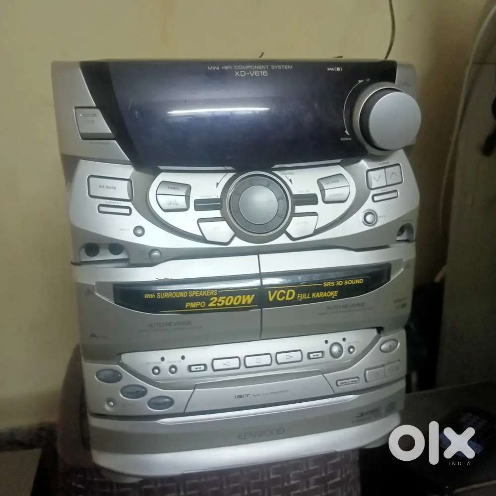 Kenwood music system 2500 watts aux fm working unit only