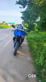 R15 v4 blue