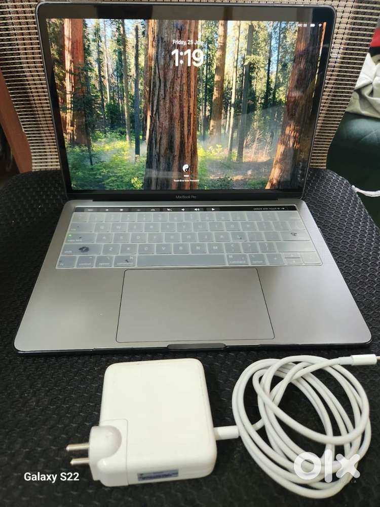 For Sale: Apple MacBook Pro 13-inch (2018) – with touch bar