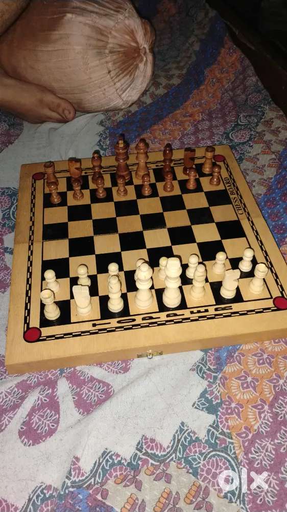 Brand new wooden chess