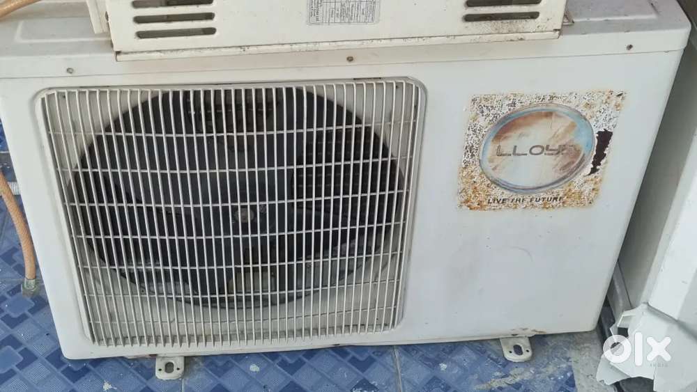 LLoyd AC 8 years back Ac