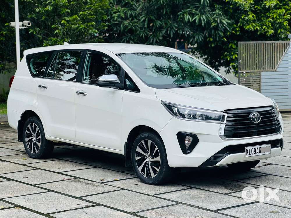 Toyota Innova Crysta 2.4 ZX MT, 2021, Diesel