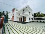 Aluva uc college 16cent house for sale