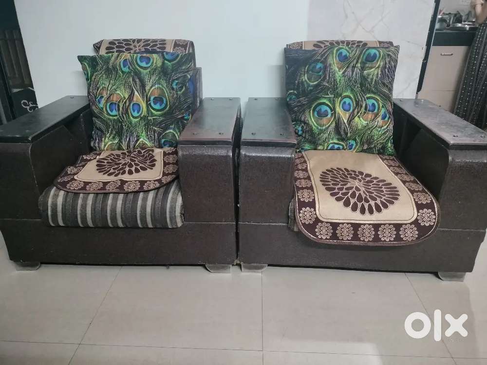 Sofa 3+2 seater with centre table & Dinning table with 4 chair