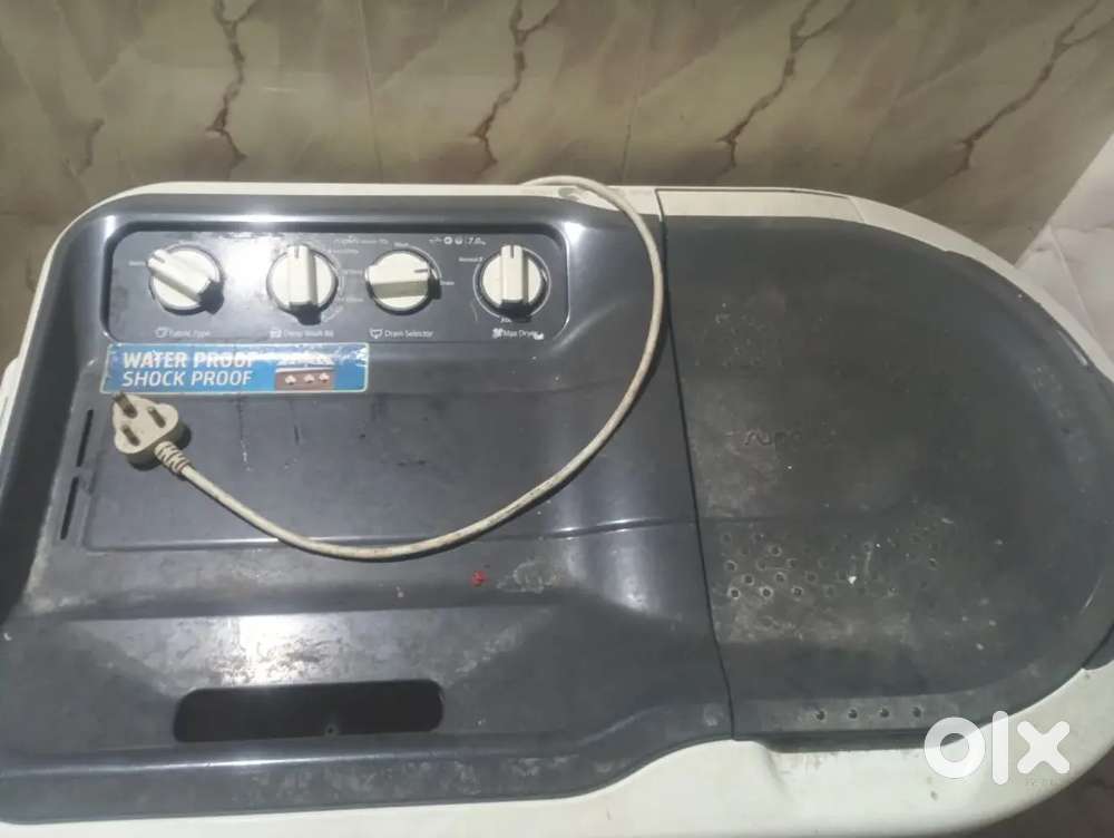 Whirlpool semi automatic machine