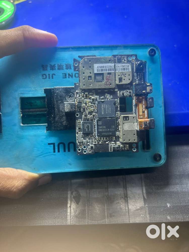 I am need a mobile repairing job requirement h to contact me