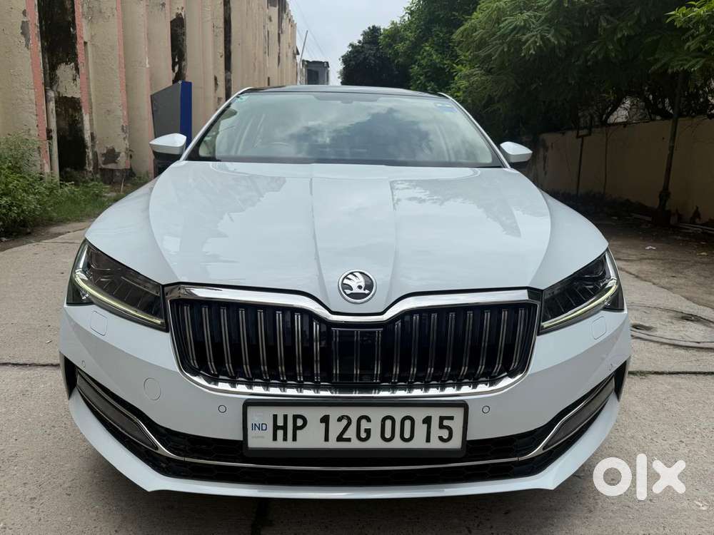 Skoda Superb 2.0 L&K TSI AT, 2023, Petrol