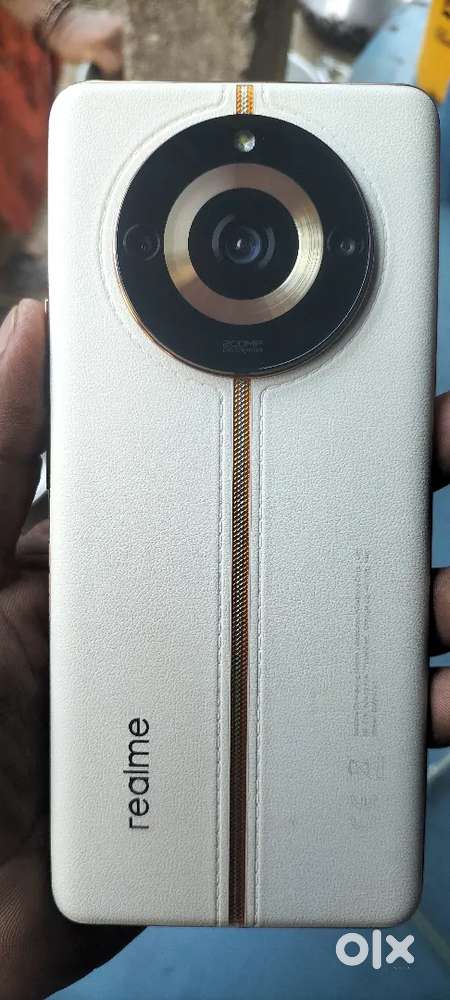REALME 11POR PLUS, CAMERA NOT Open