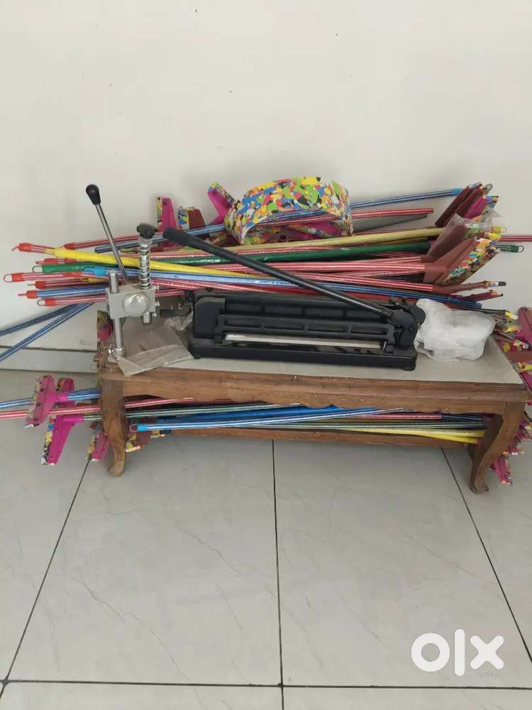 Wiper machines with material