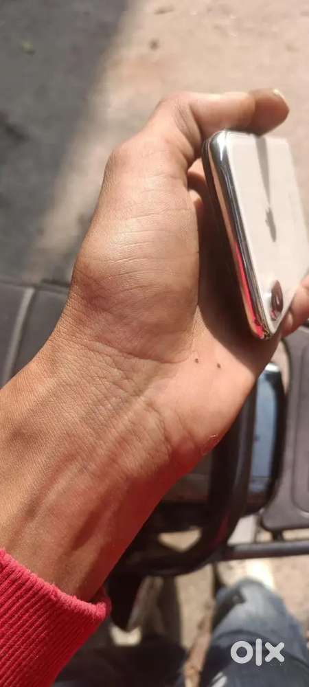 I phone x 256 gb face I'd not warking