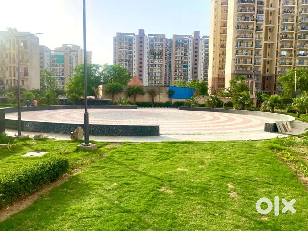 2bhk unfurnished flat 15000