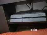 Selling Sony PS4, PSVR, PS Camera, & Move controller