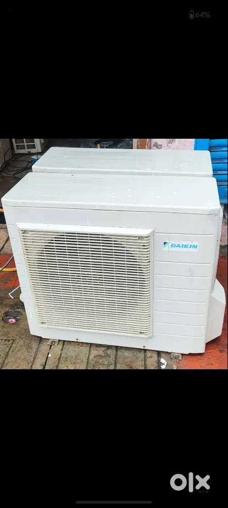 LG Inverter AC 1 Ton – Like New – 1-Year Compressor Warranty