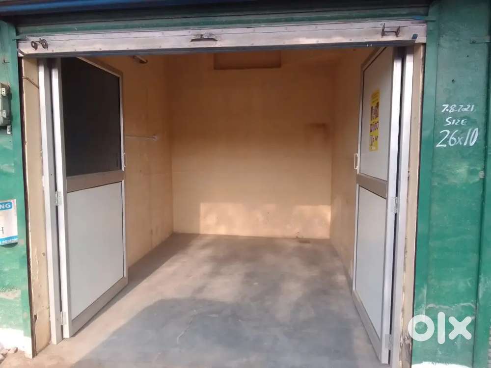 SHOP FOR RENT IN MANWAL