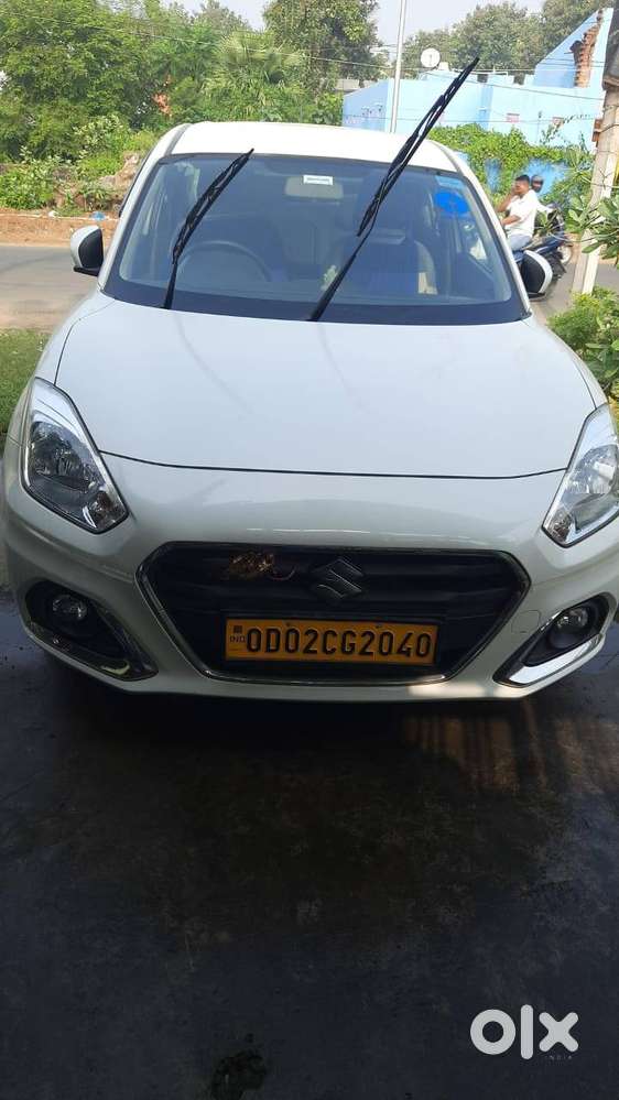 Maruti Suzuki Swift Dzire 2023 Petrol, Show room Condition