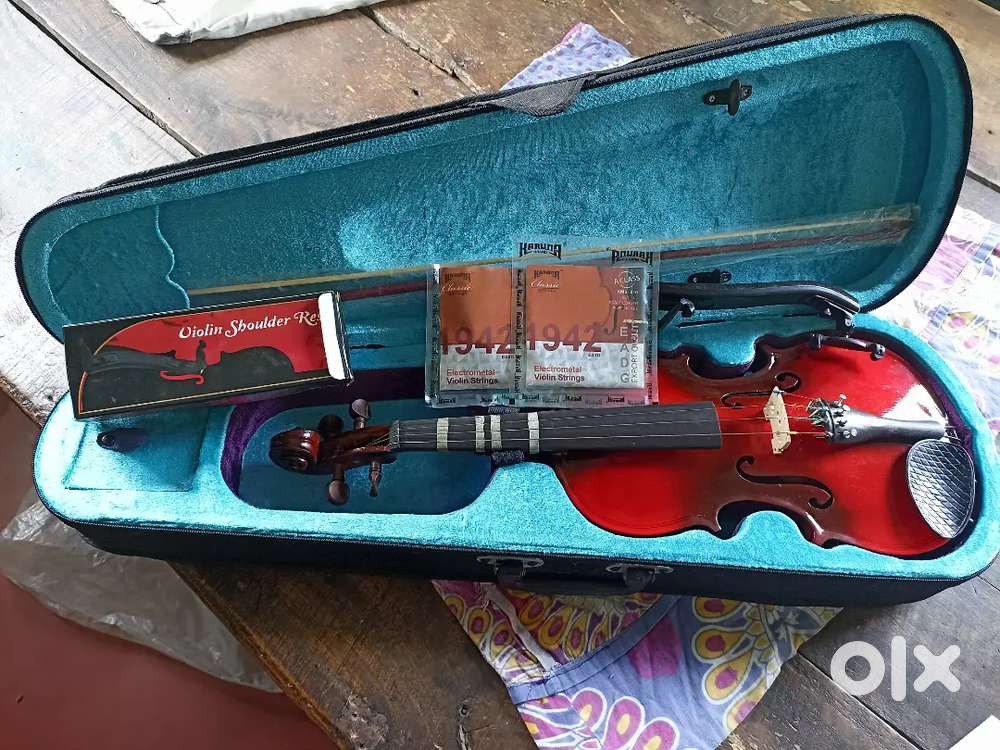 Urgent need money for selling this beautiful violin
