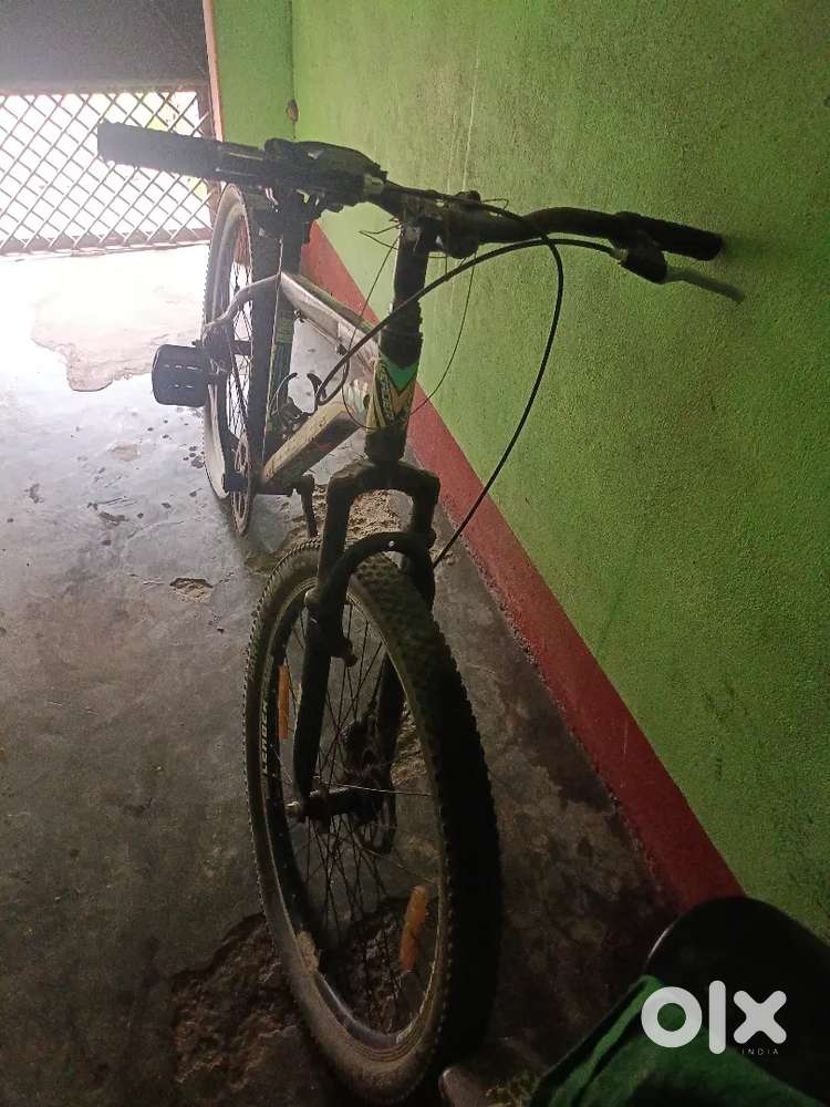 Yah ak normal cycle hai jisme se gear nakal wa diya gaya hai