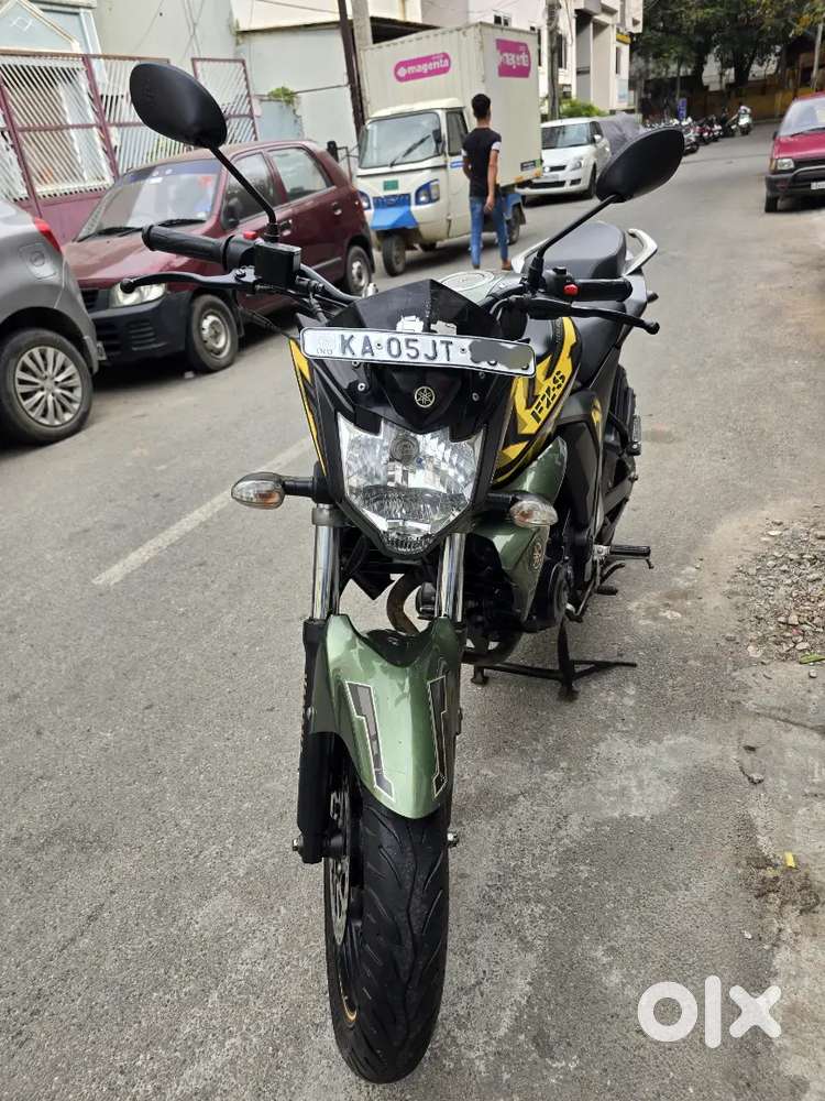 Yamaha FZ V2