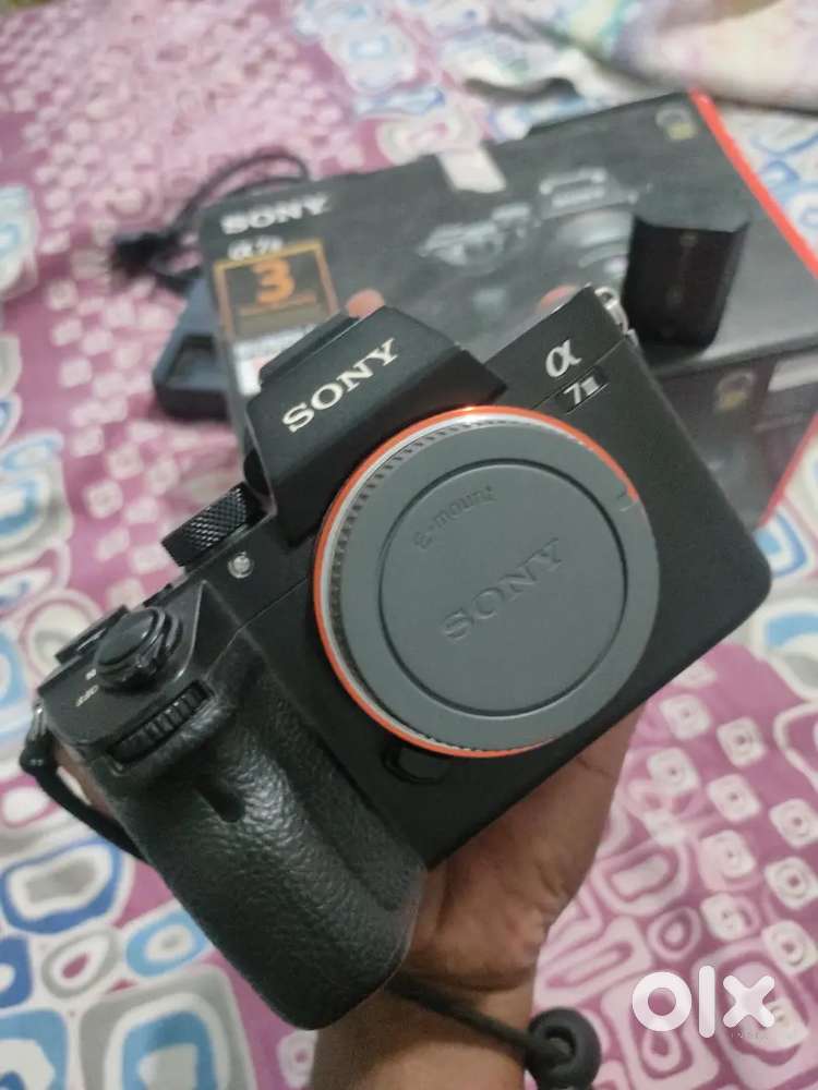 SONY 7M3 CAMERA