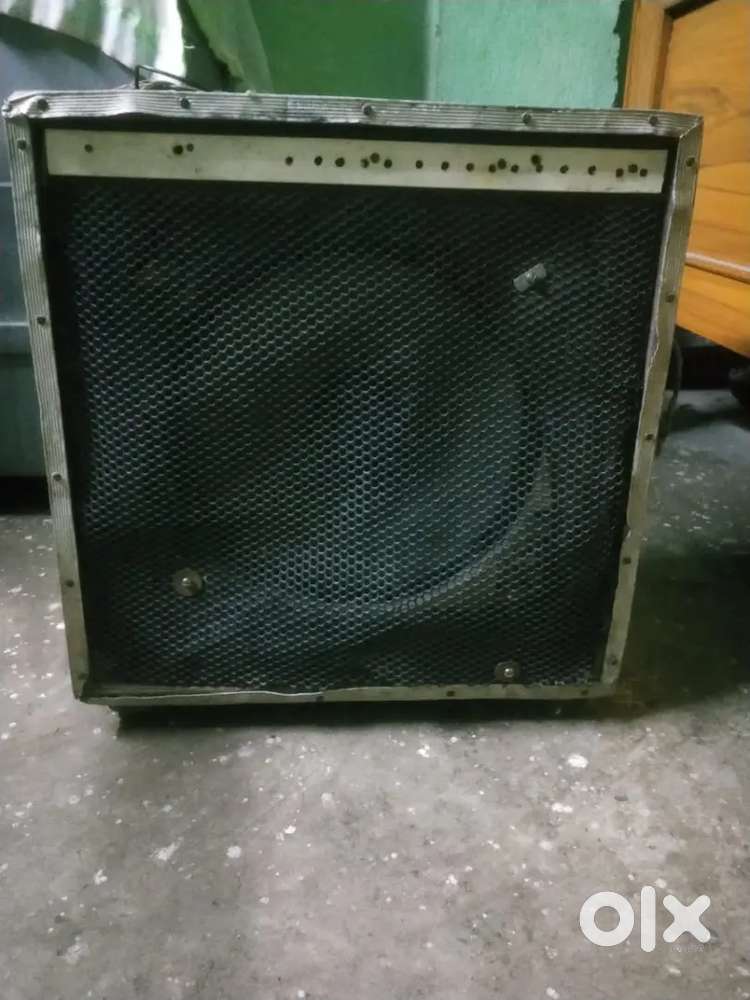 Monitor box