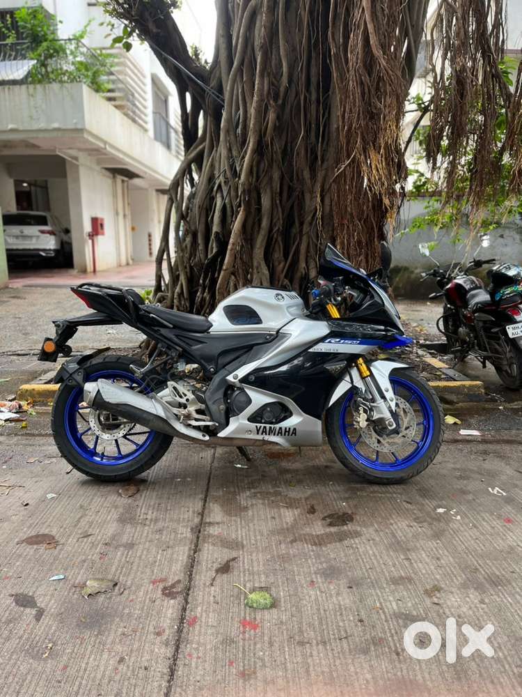 R15v4m good condition